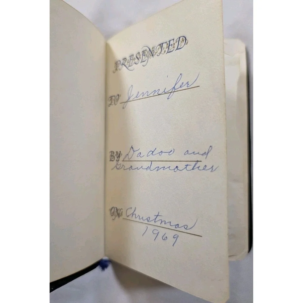 Vintage 1955 Collins KJV Holy Bible Gem Type‎ Pocket Size Black Leatherette